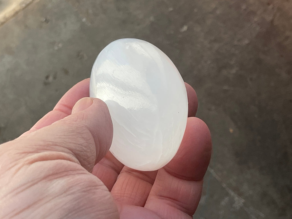 91g Selenite Palmstone C