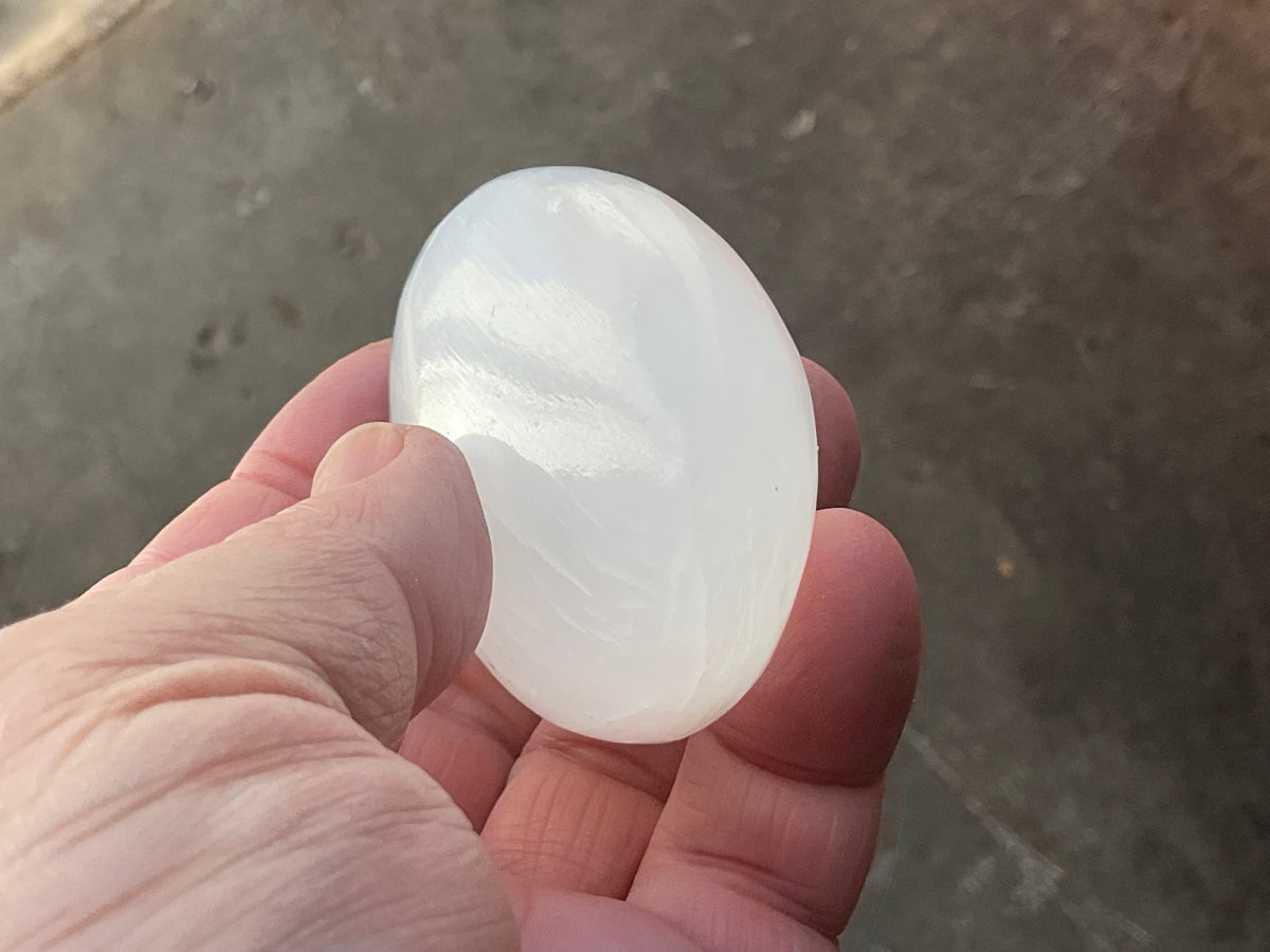 91g Selenite Palmstone C