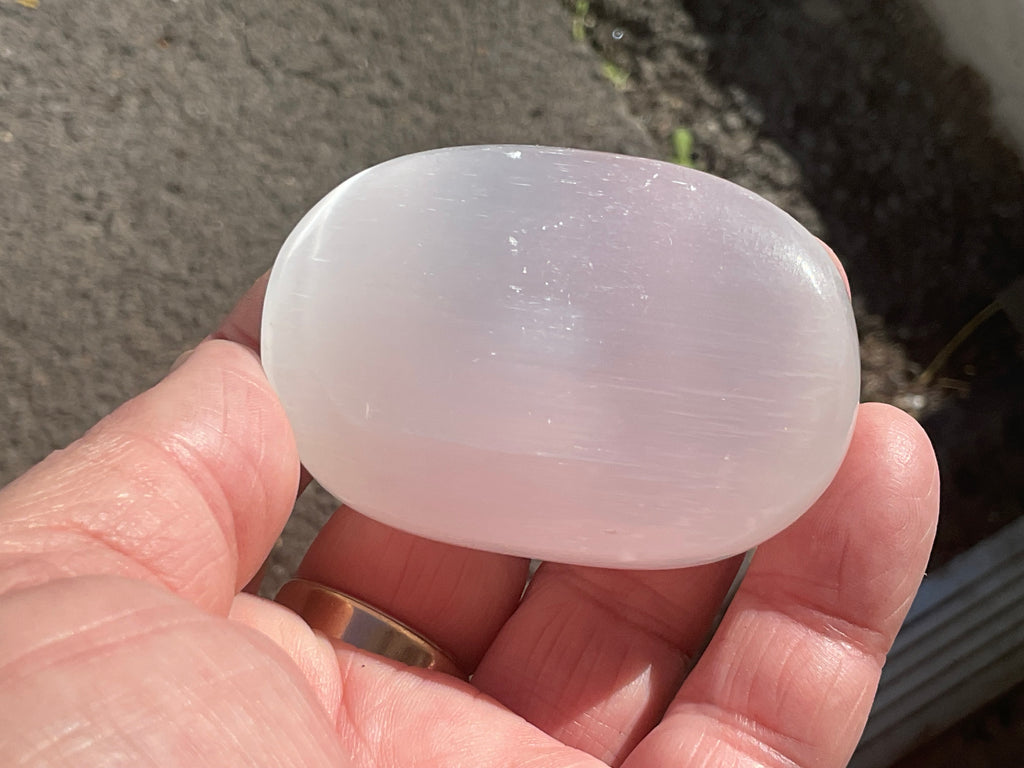 91g Selenite Palmstone C
