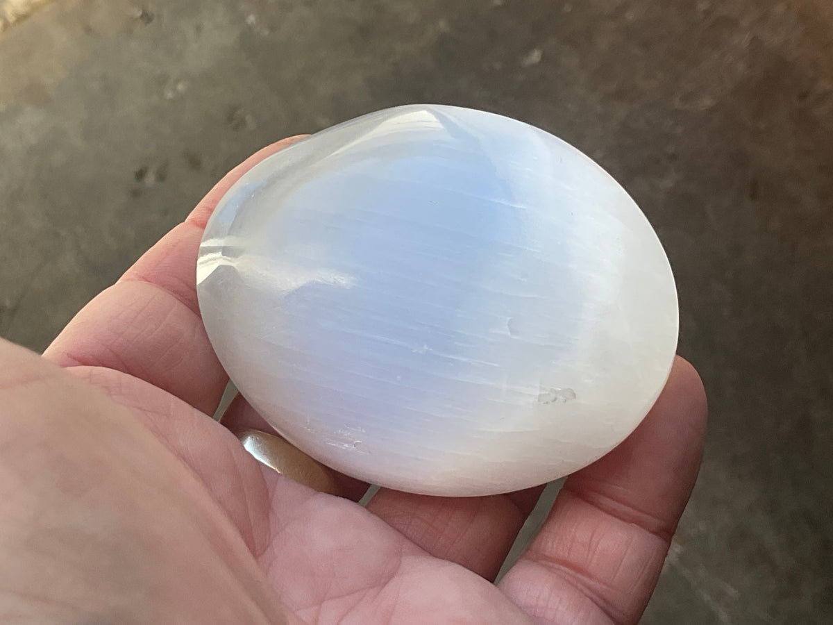 118g Selenite Palmstone 3C