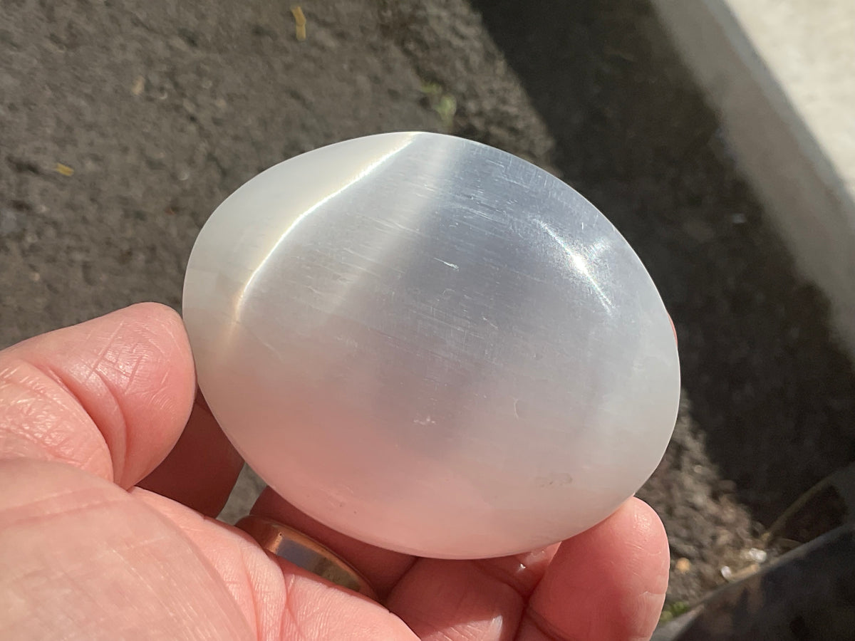 118g Selenite Palmstone 3C