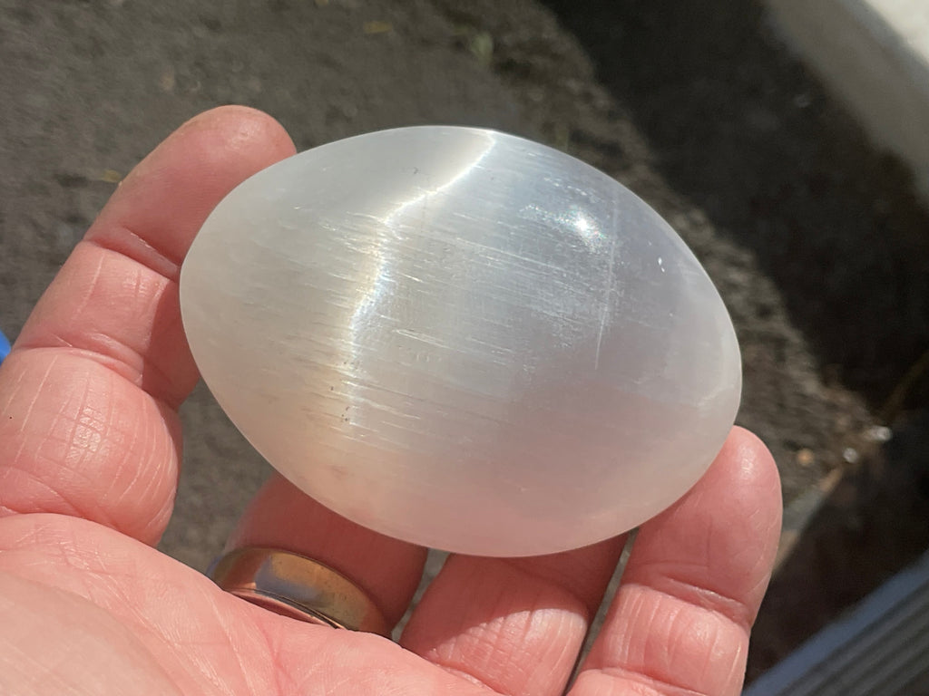 104g Selenite Palmstone 3E