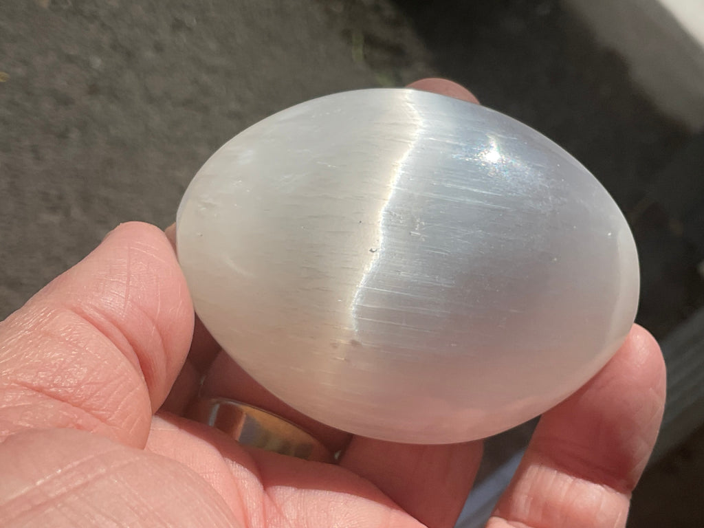 104g Selenite Palmstone 3E