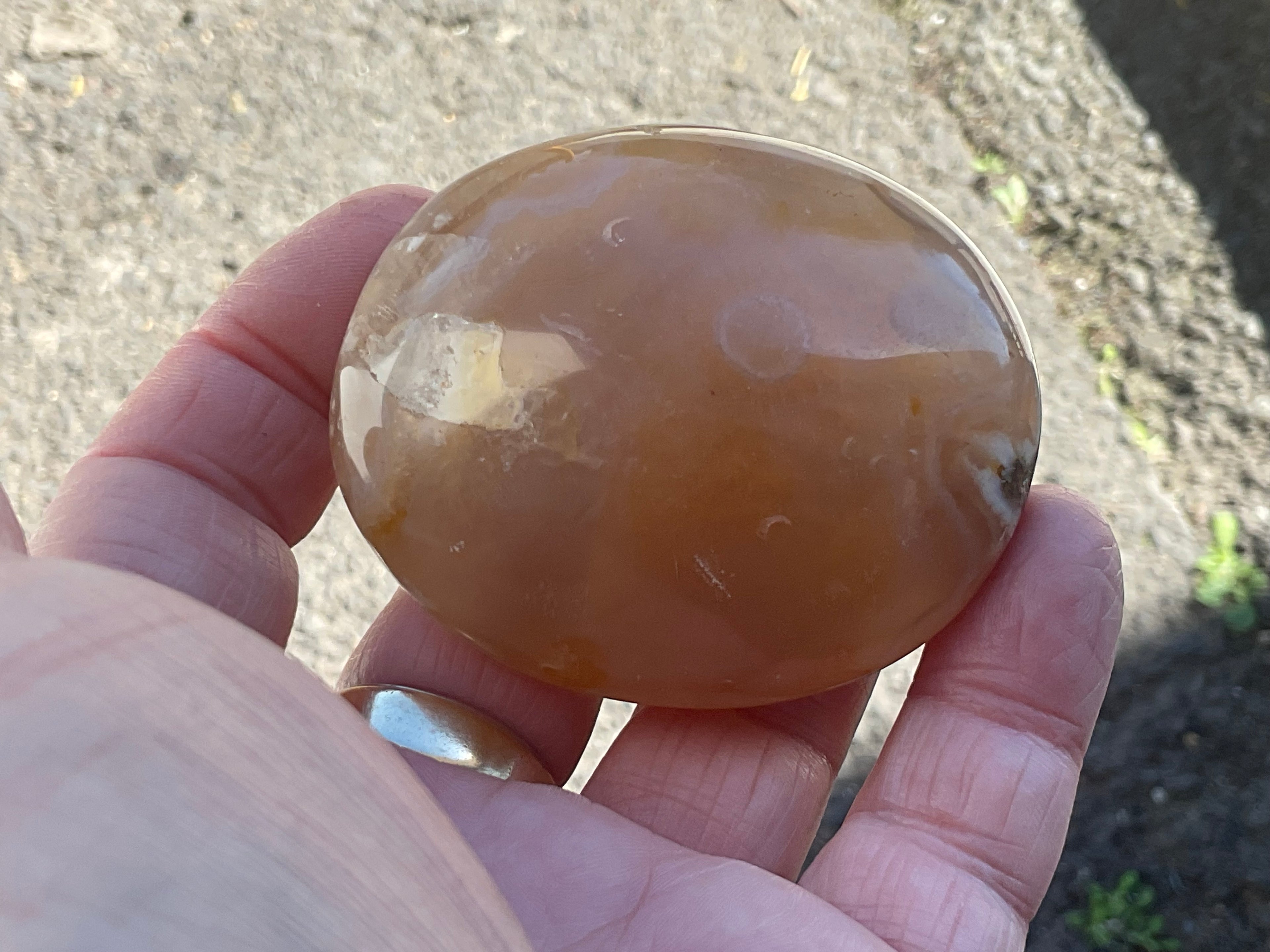 133g Flower Agate Palmstone B