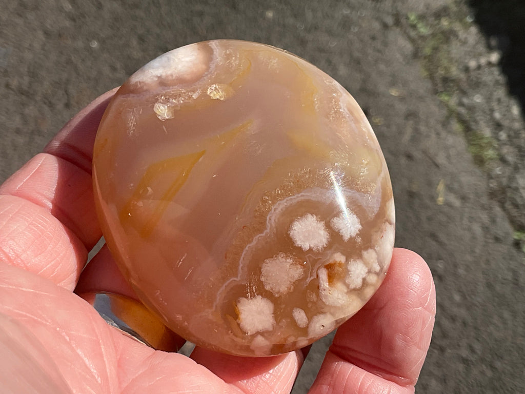 133g Flower Agate Palmstone B