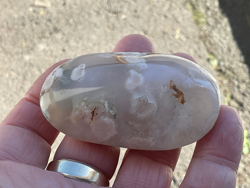 76g Flower Agate Palmstone 8B