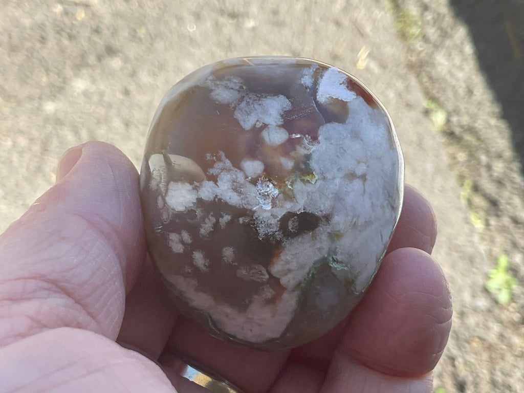 109g Flower Agate Palmstone 9A