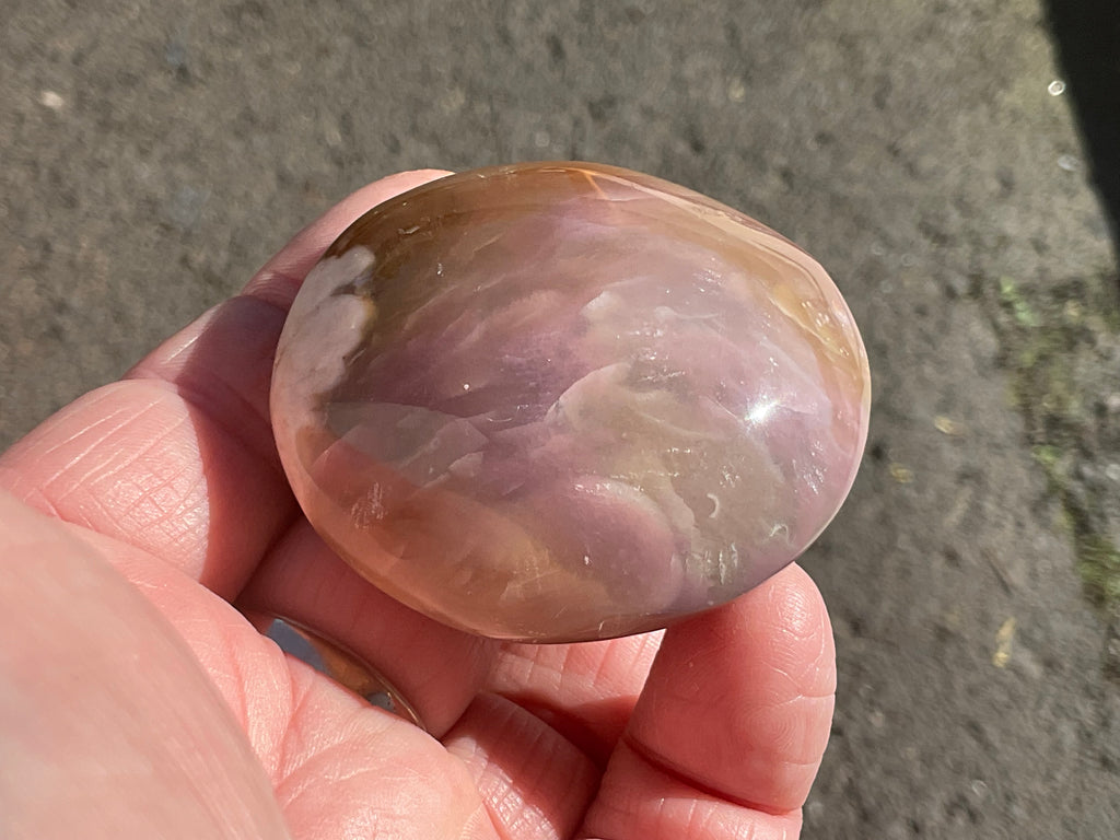 90g Flower Agate Palmstone 10A
