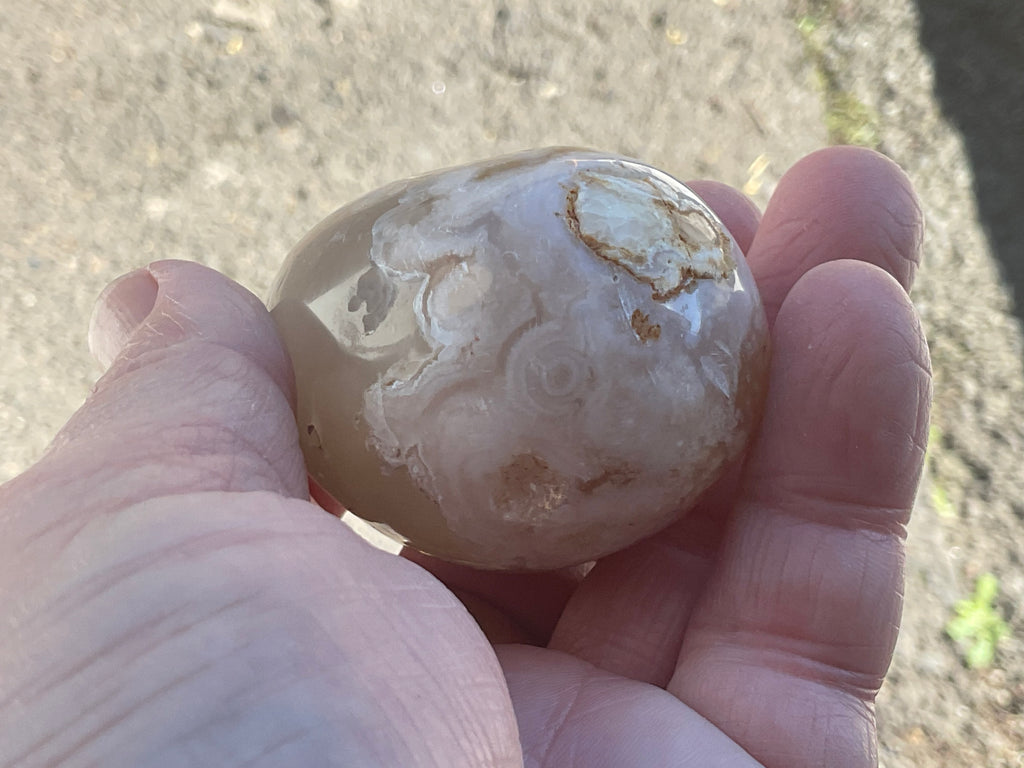 152g Flower Agate Palmstone 10B