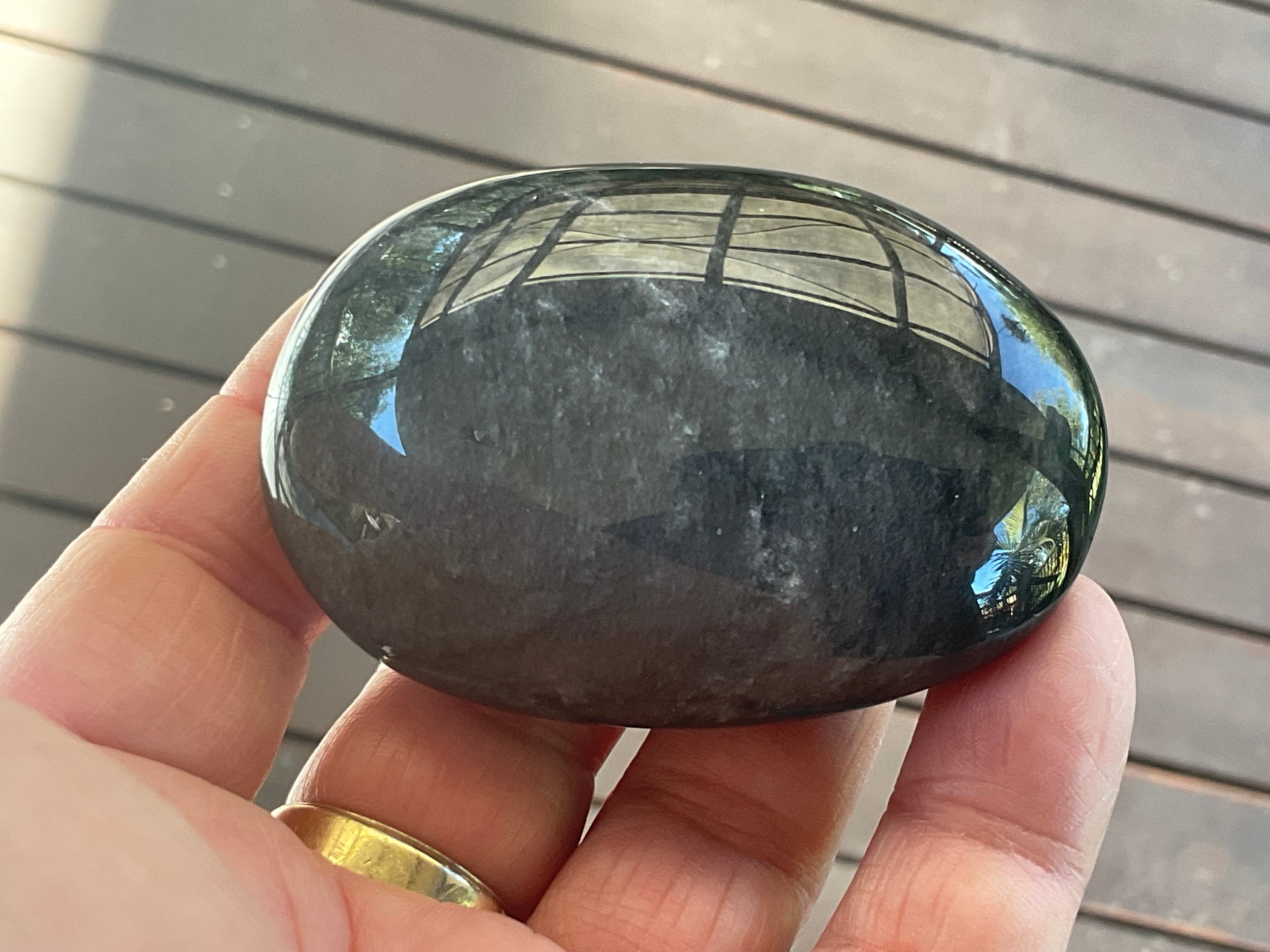 107g Silver Sheen Obsidian Palmstone 4C