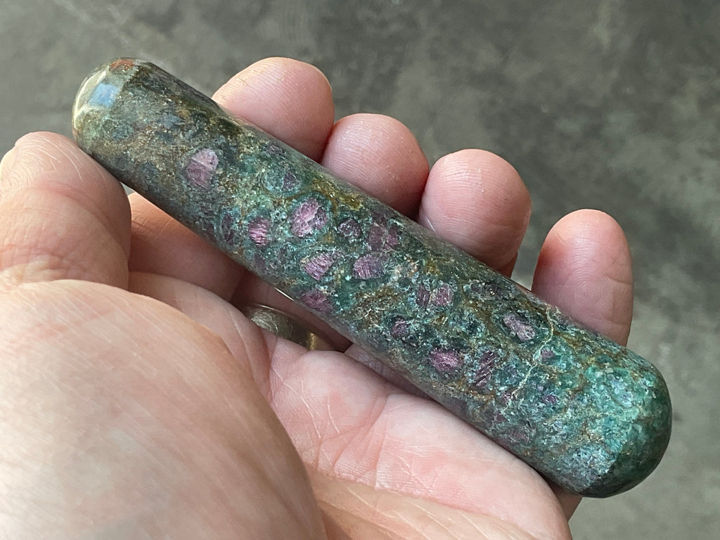 95g Ruby in Fuschite Massage Wand E