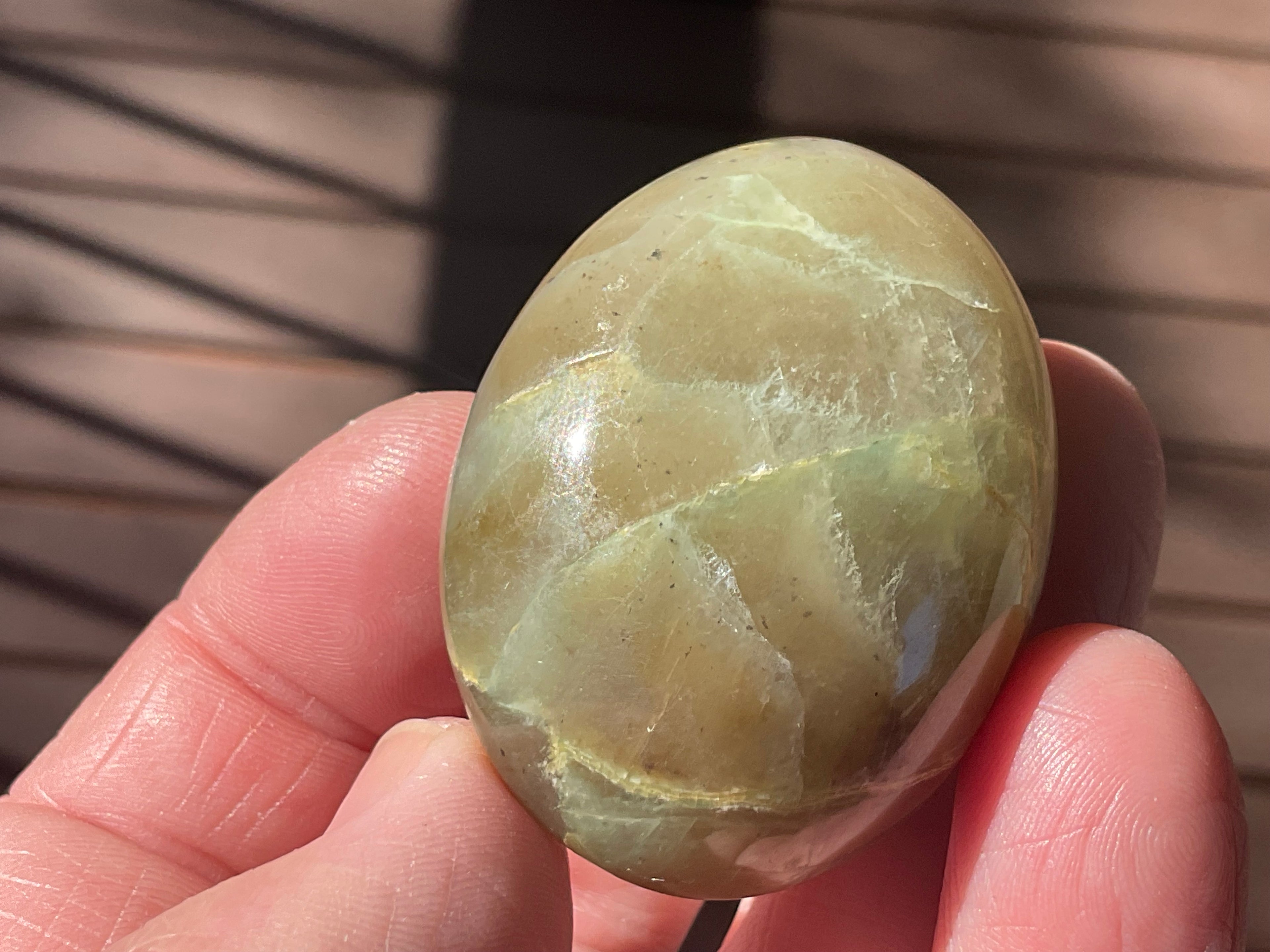 55g Garnerite Palmstone