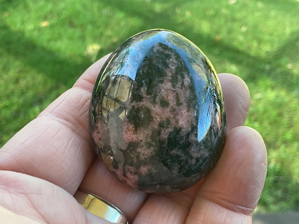 98g Rhodenite Palmstone 1D