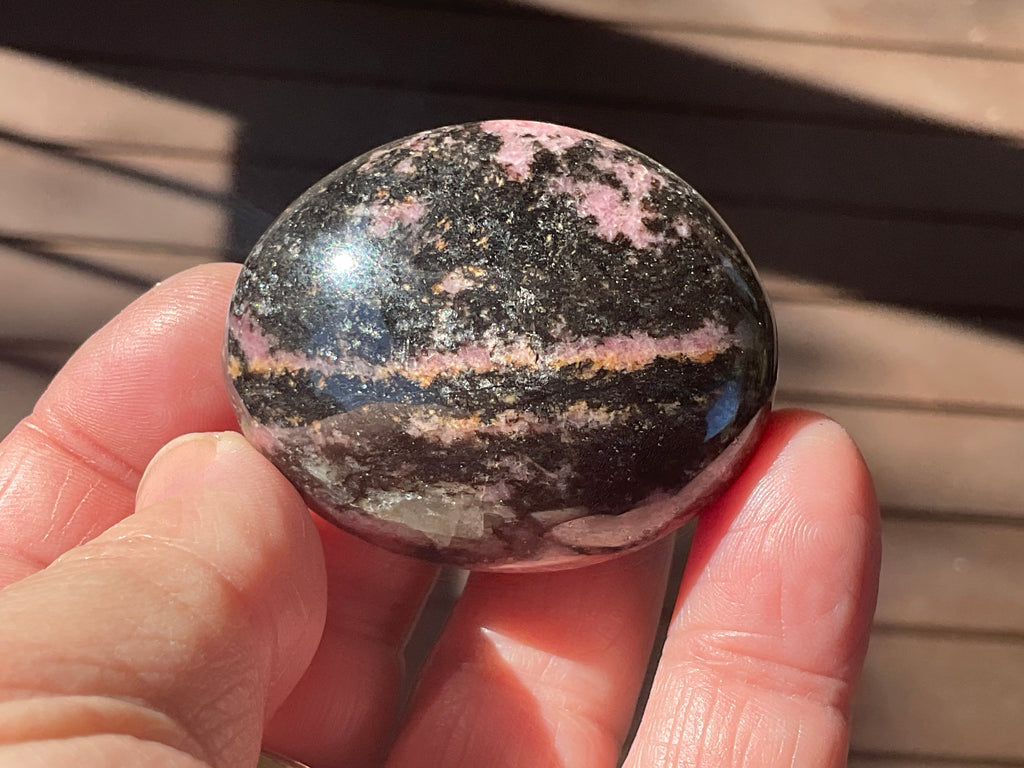 90g Rhodenite Palmstone 2D
