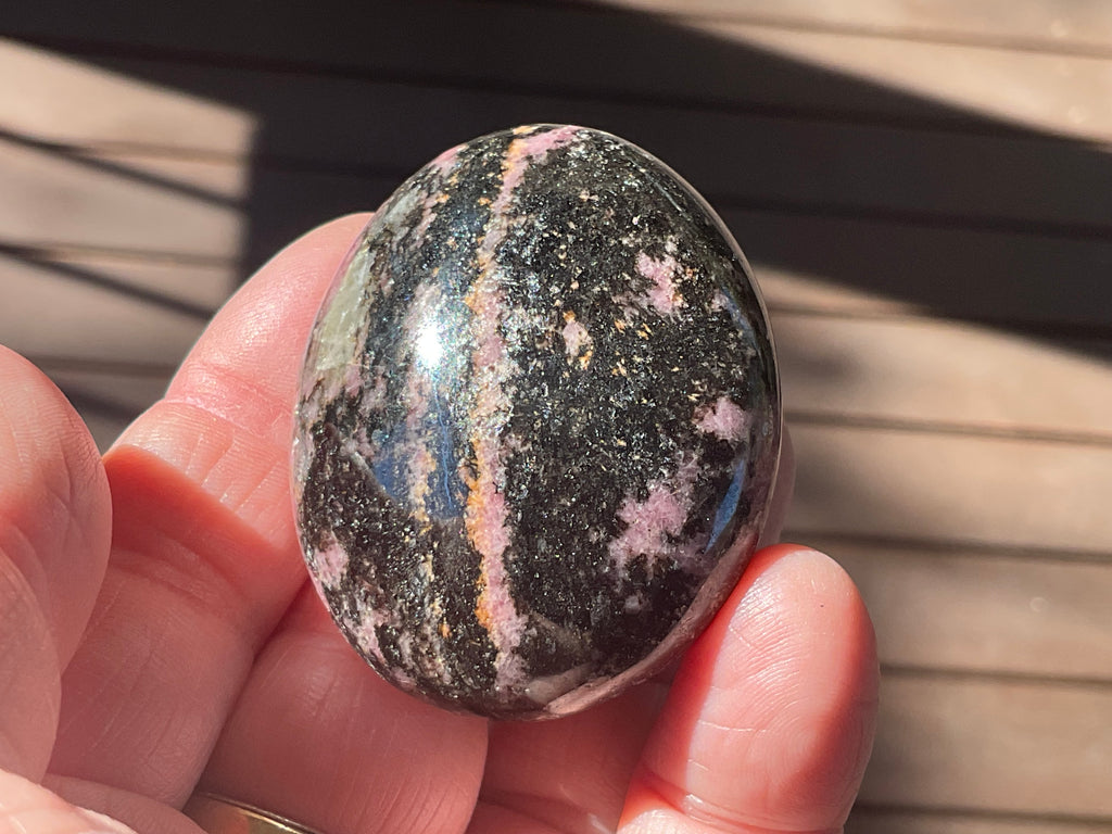 90g Rhodenite Palmstone 2D