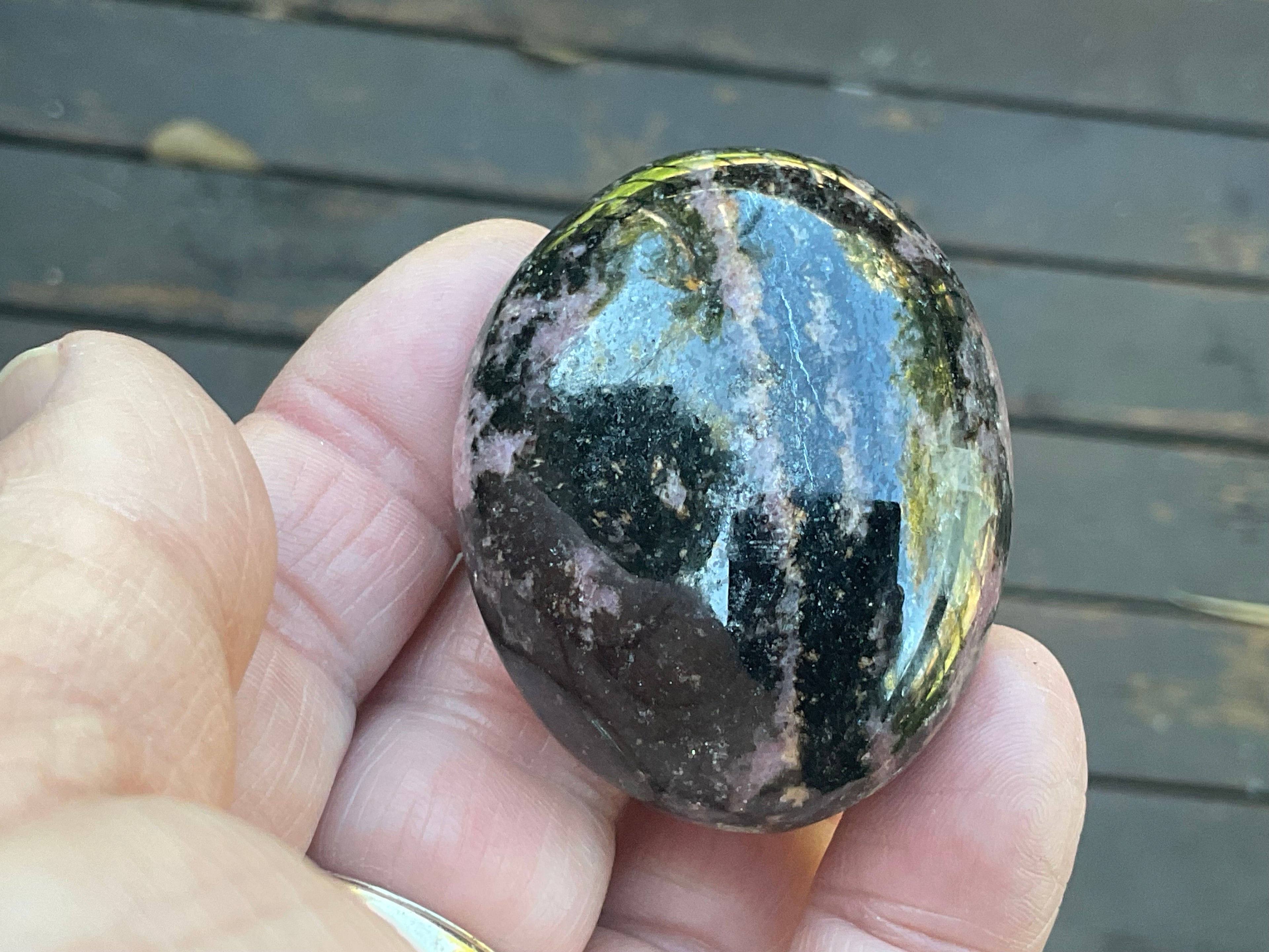 90g Rhodenite Palmstone 2D