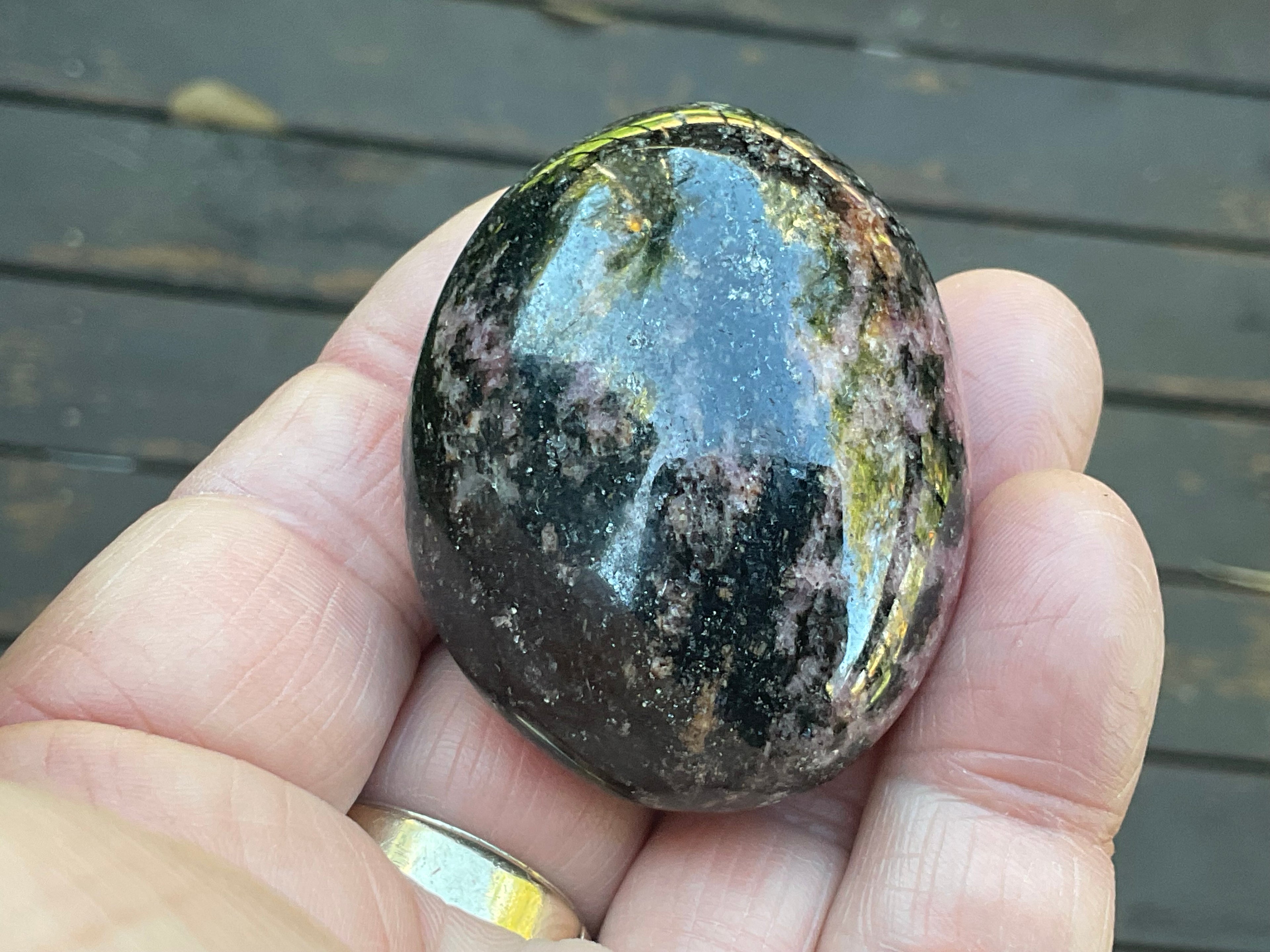 90g Rhodenite Palmstone 2D