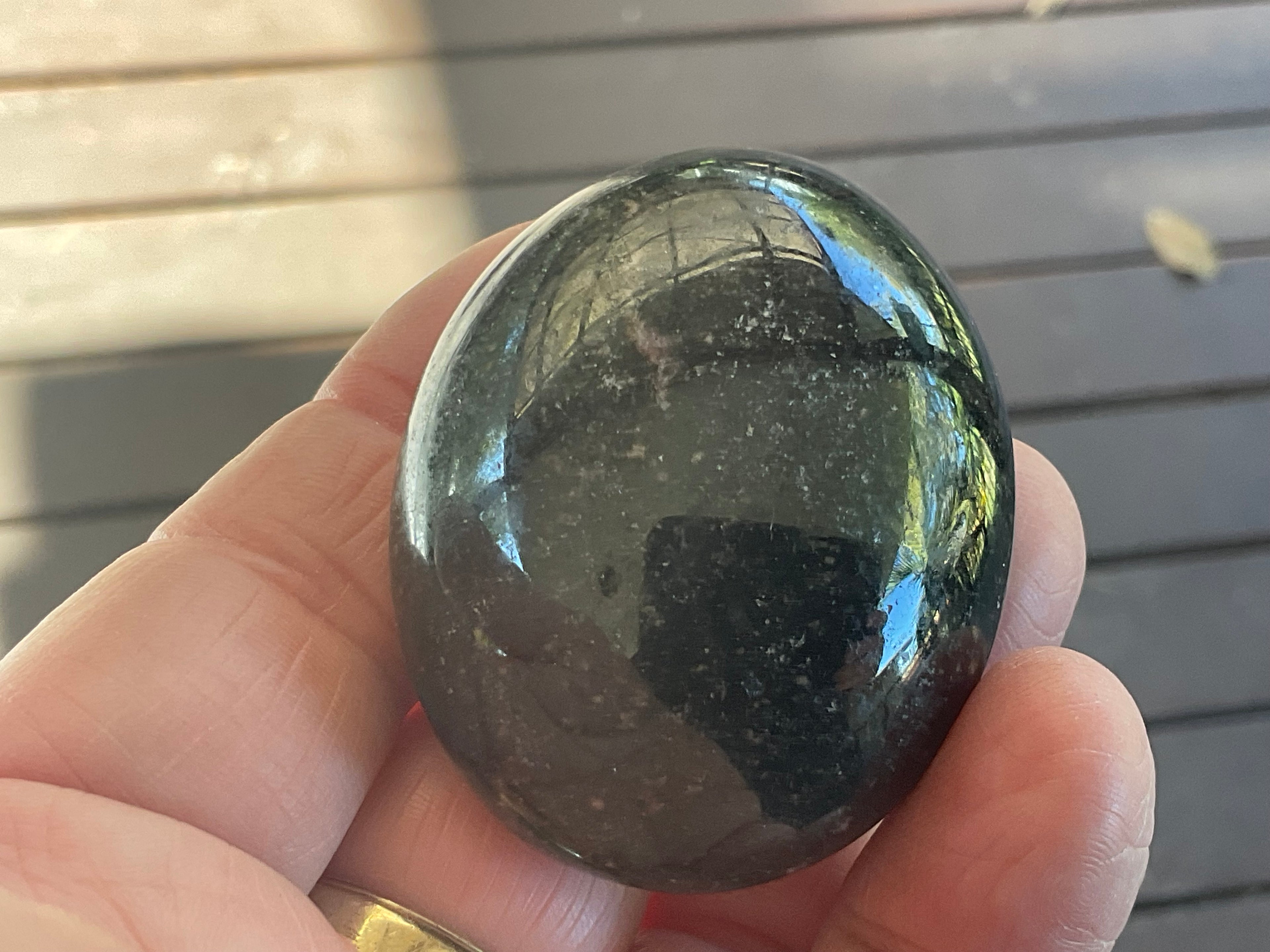 100g Rhodenite Palmstone 3B