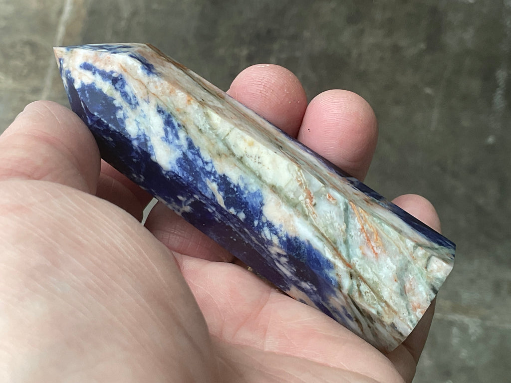 98g Sodalite with Sunstone Generator 3A