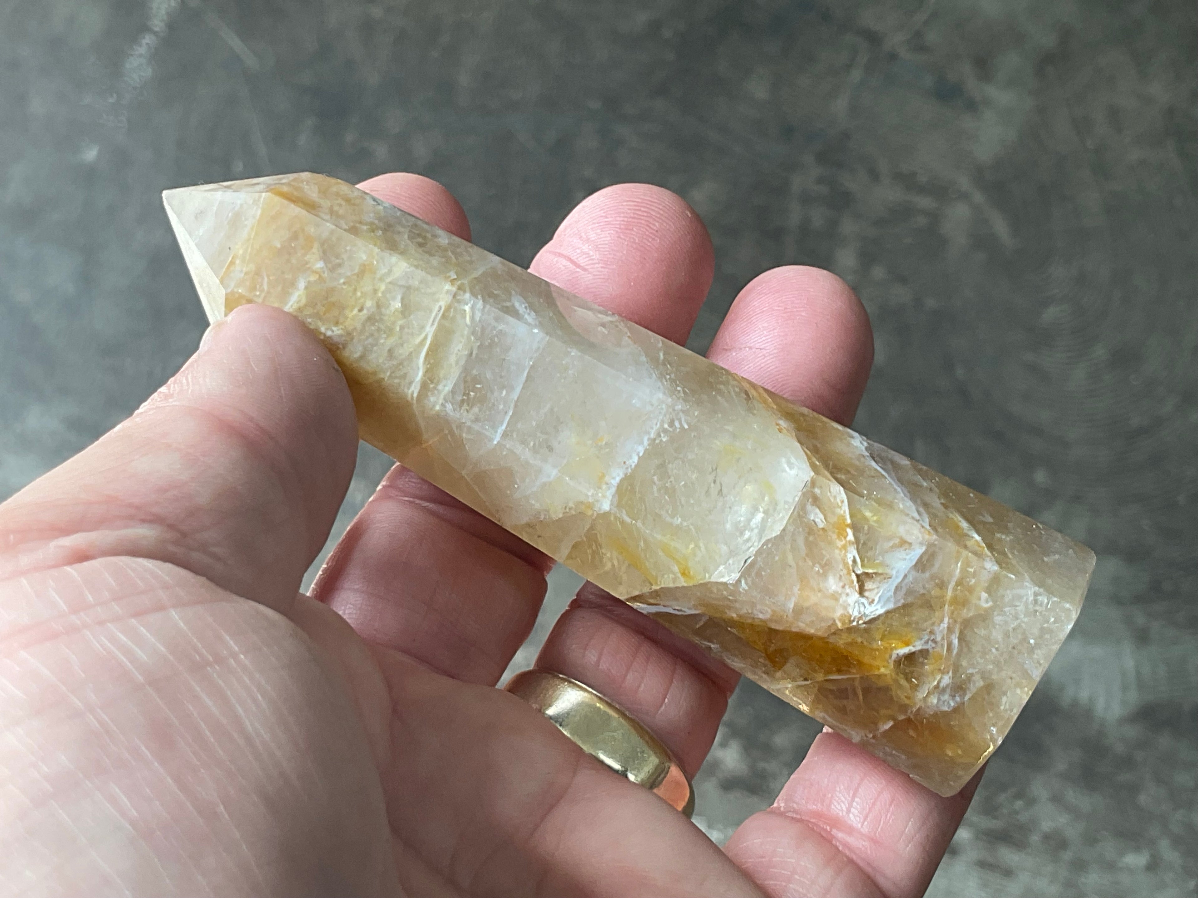 102g “Golden Healer” Quartz Generator 6A