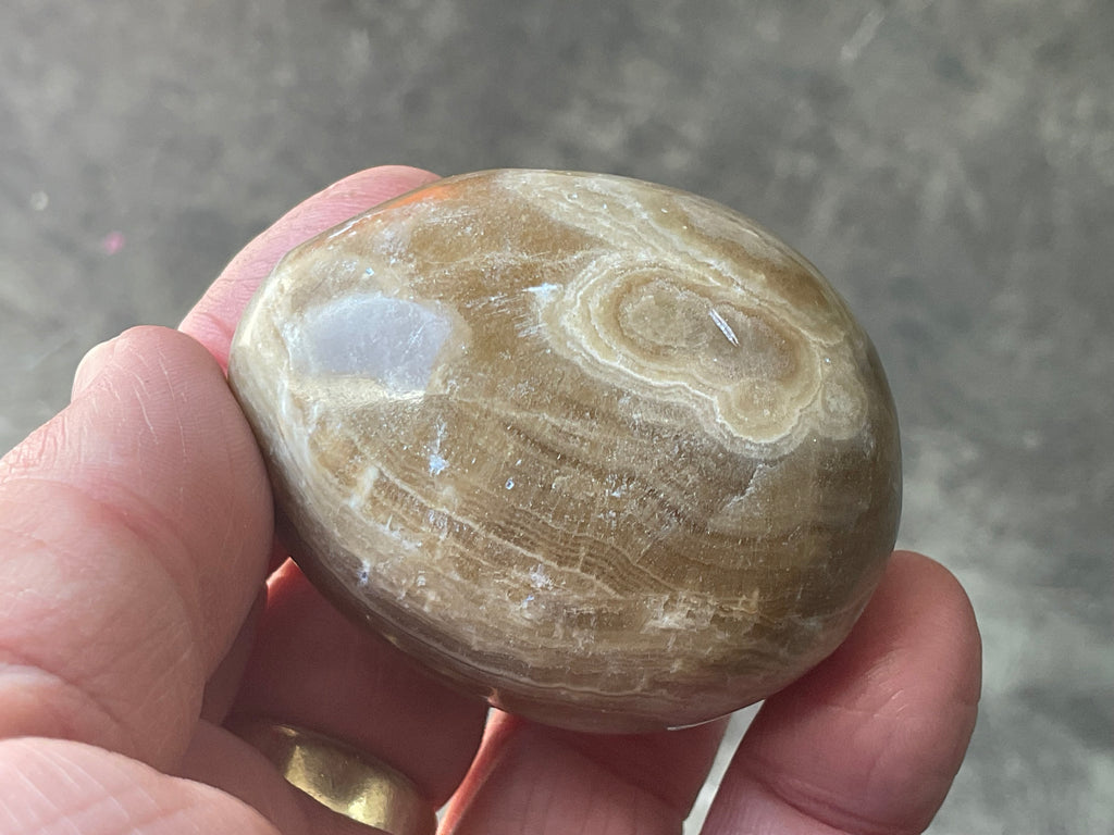 143g Pale Chocolate Calcite Egg 1B