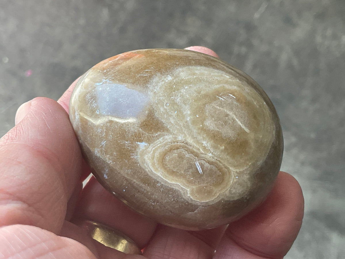 143g Pale Chocolate Calcite Egg 1B