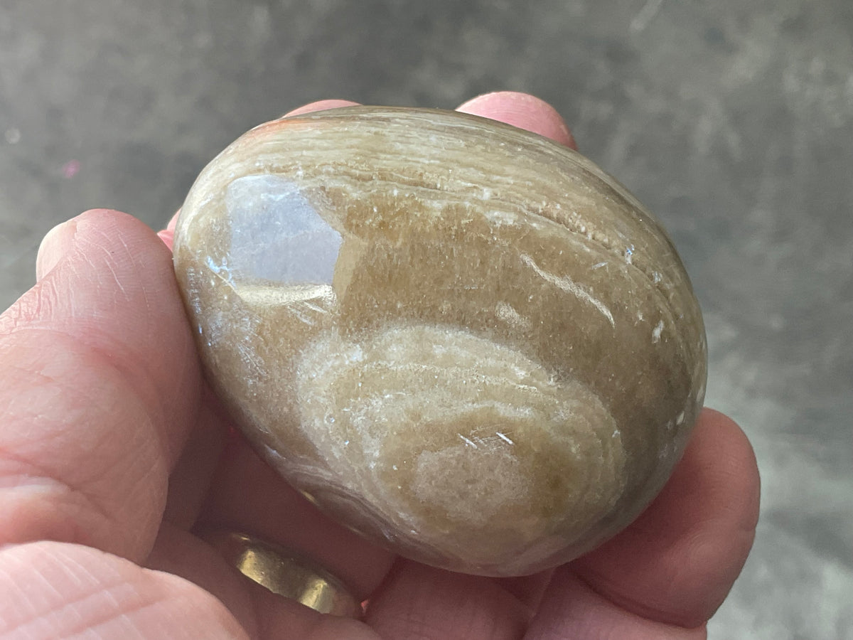 143g Pale Chocolate Calcite Egg 1B