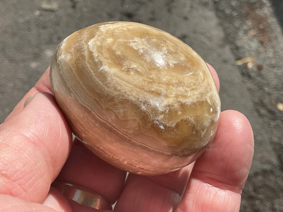 143g Pale Chocolate Calcite Egg 1B