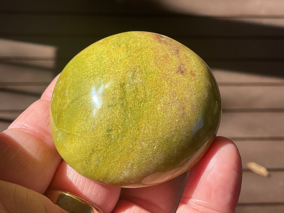 84g Green Opal Palmstone B