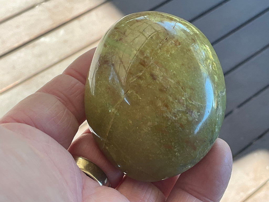 122g Green Opal Palmstone D