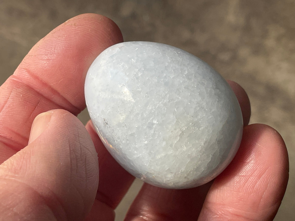 55g Pale Blue Calcite Egg 1D