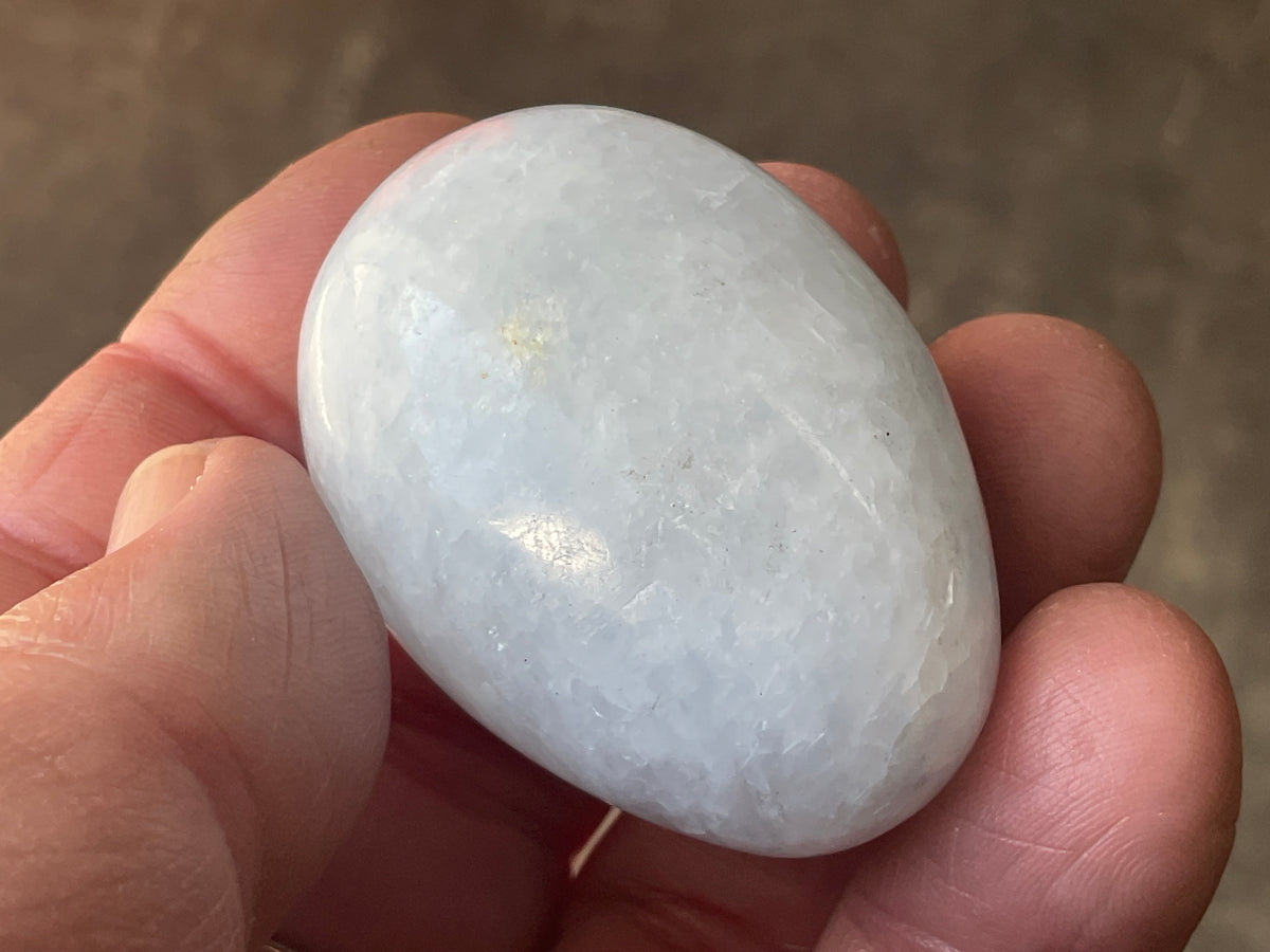 65g Pale Blue Calcite Egg 1F