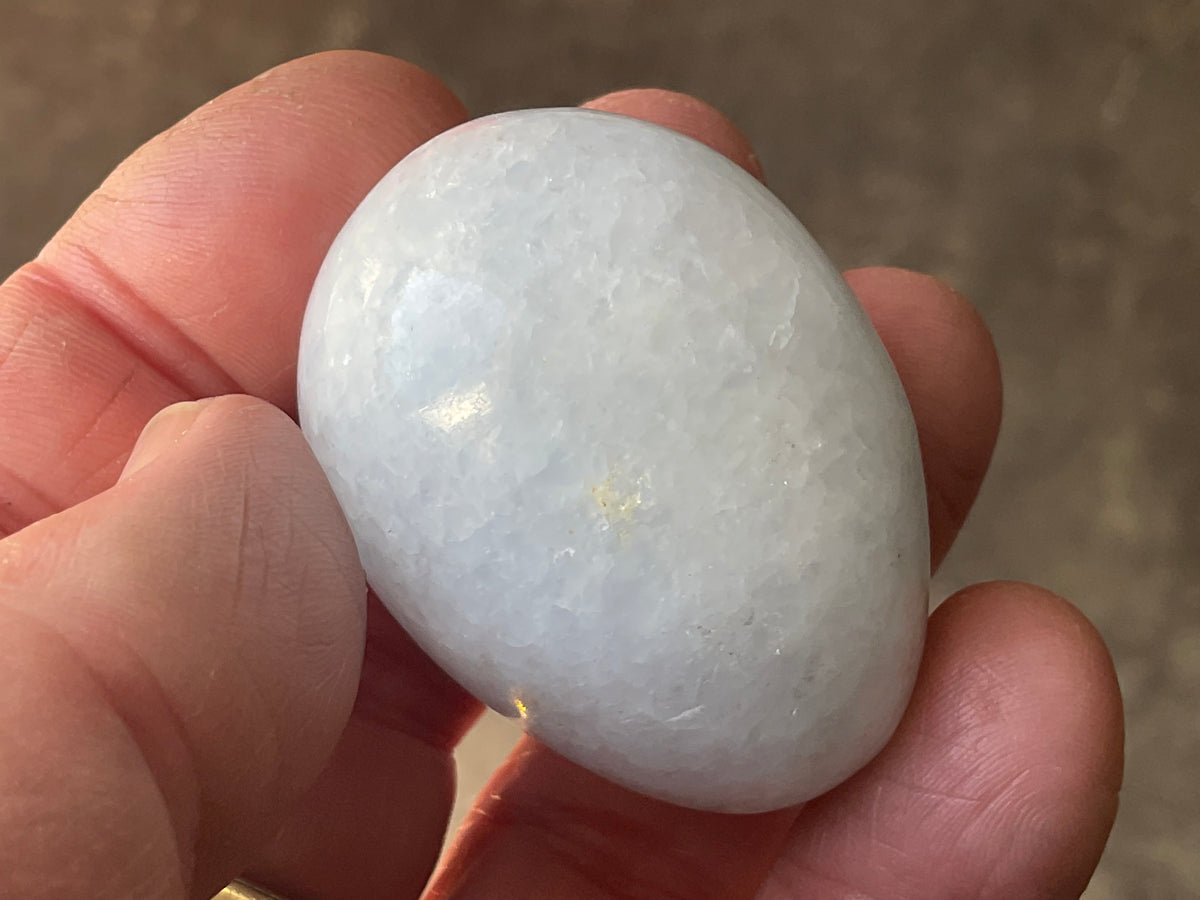 65g Pale Blue Calcite Egg 1F