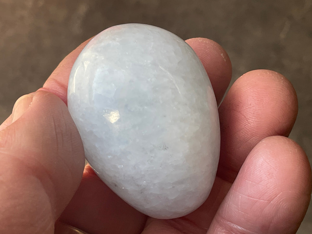 65g Pale Blue Calcite Egg 1F