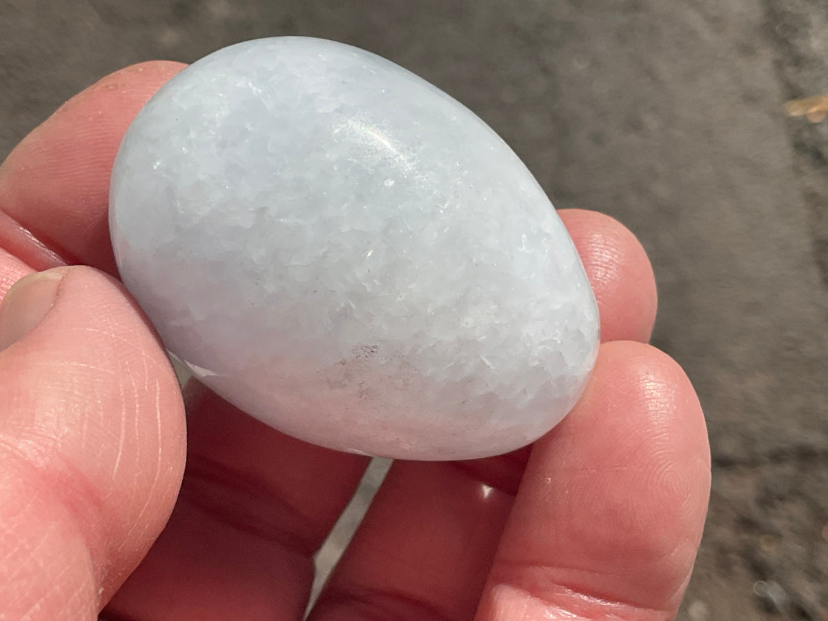 65g Pale Blue Calcite Egg 1F