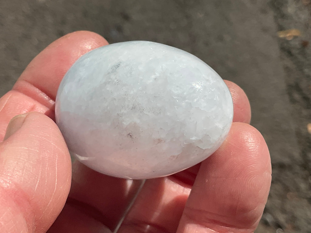 65g Pale Blue Calcite Egg 1F
