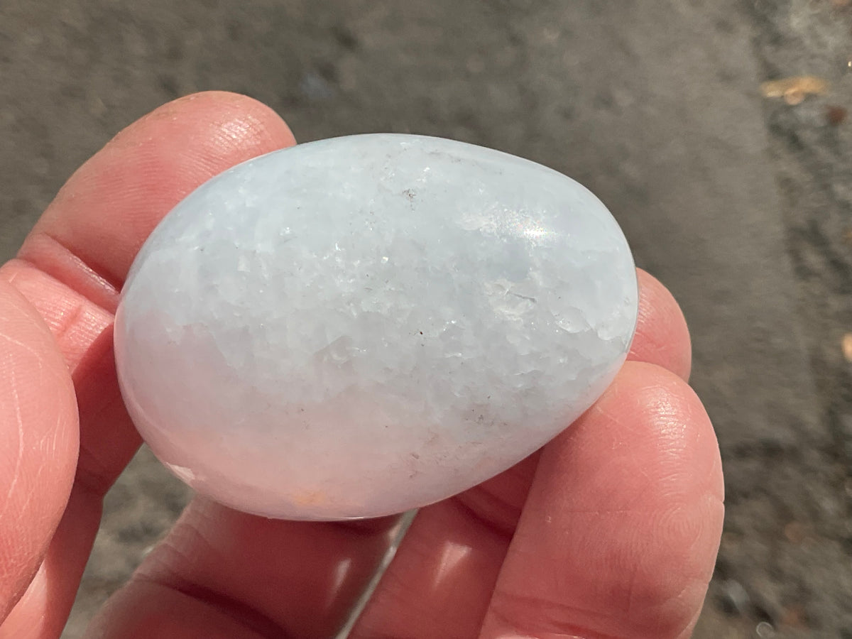 65g Pale Blue Calcite Egg 1F