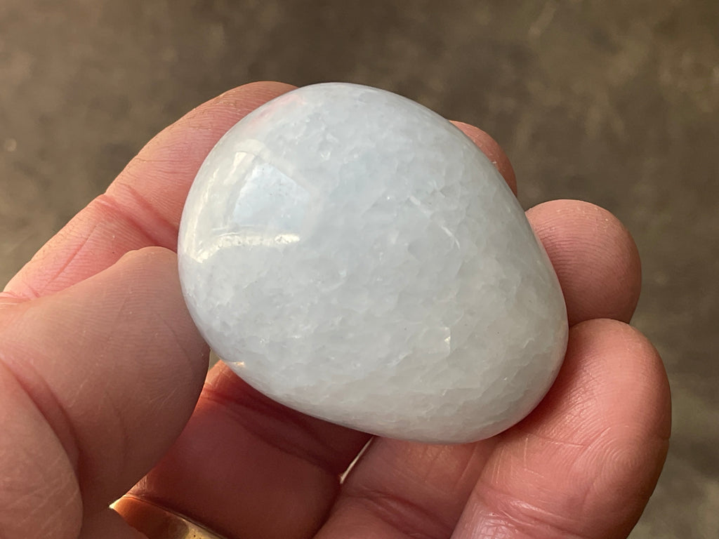 67g Pale Blue Calcite Egg 2B