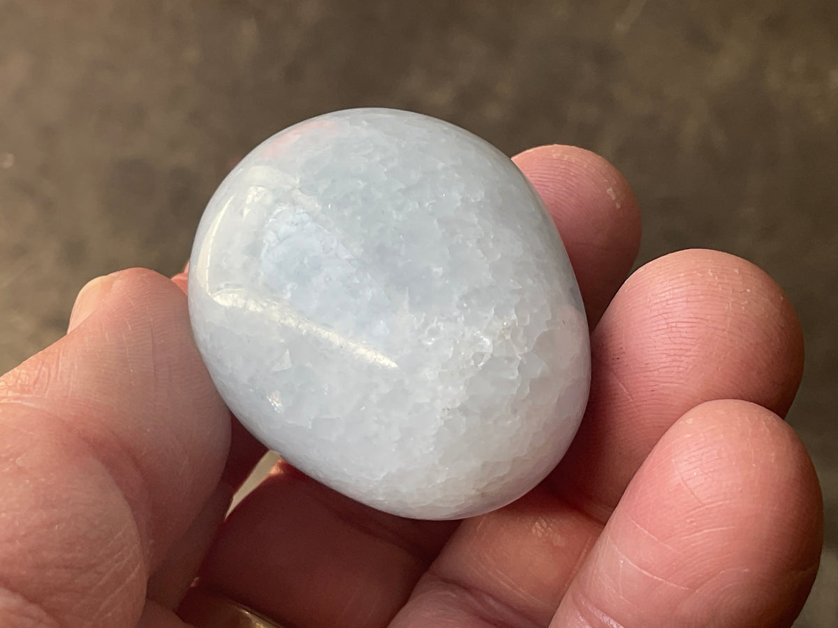 67g Pale Blue Calcite Egg 2B