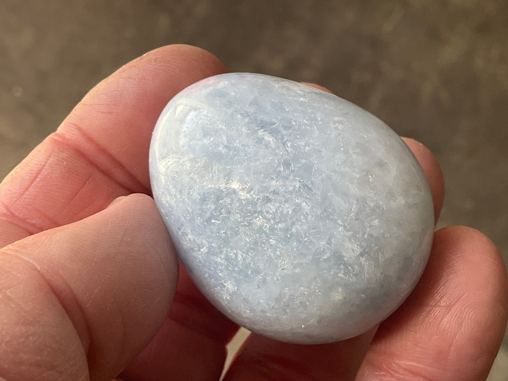 74g Pale Blue Calcite Egg 2D