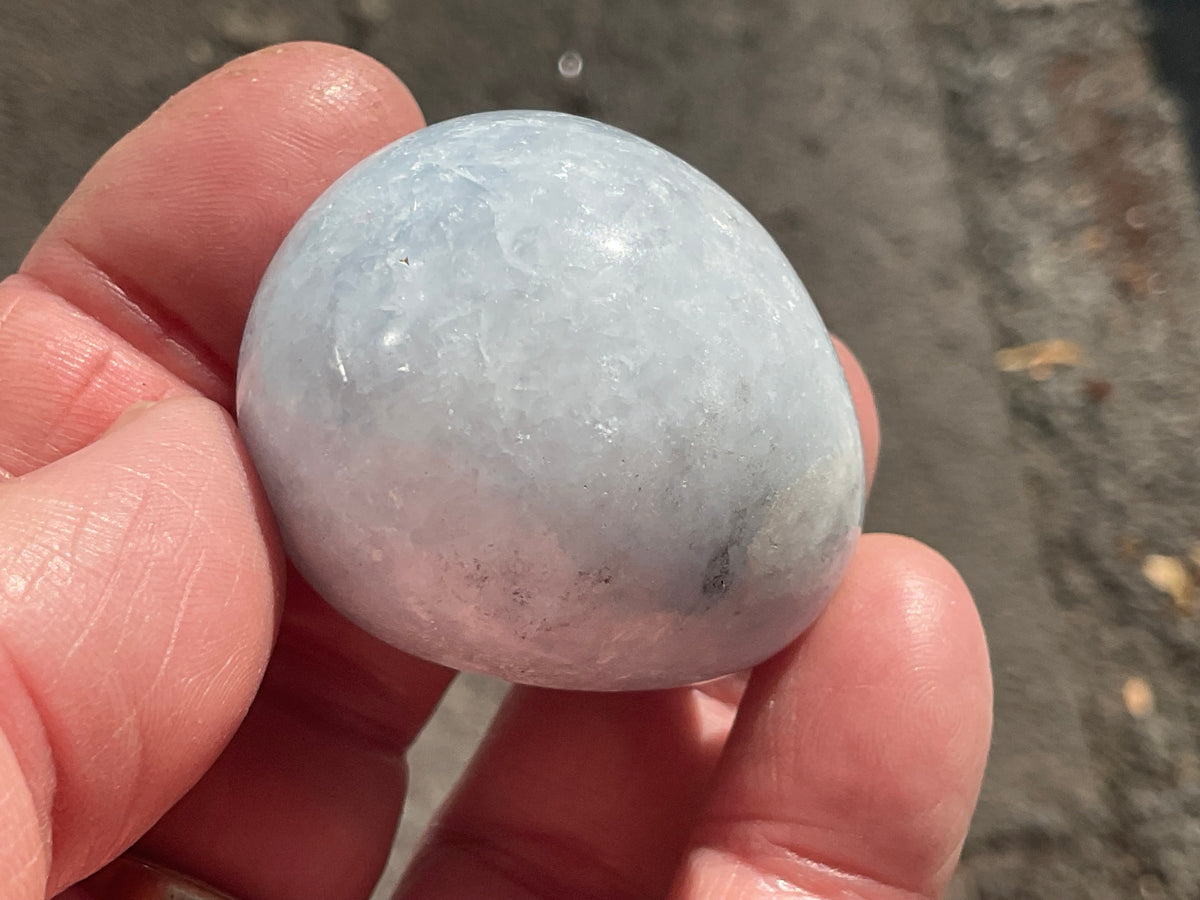 74g Pale Blue Calcite Egg 2D