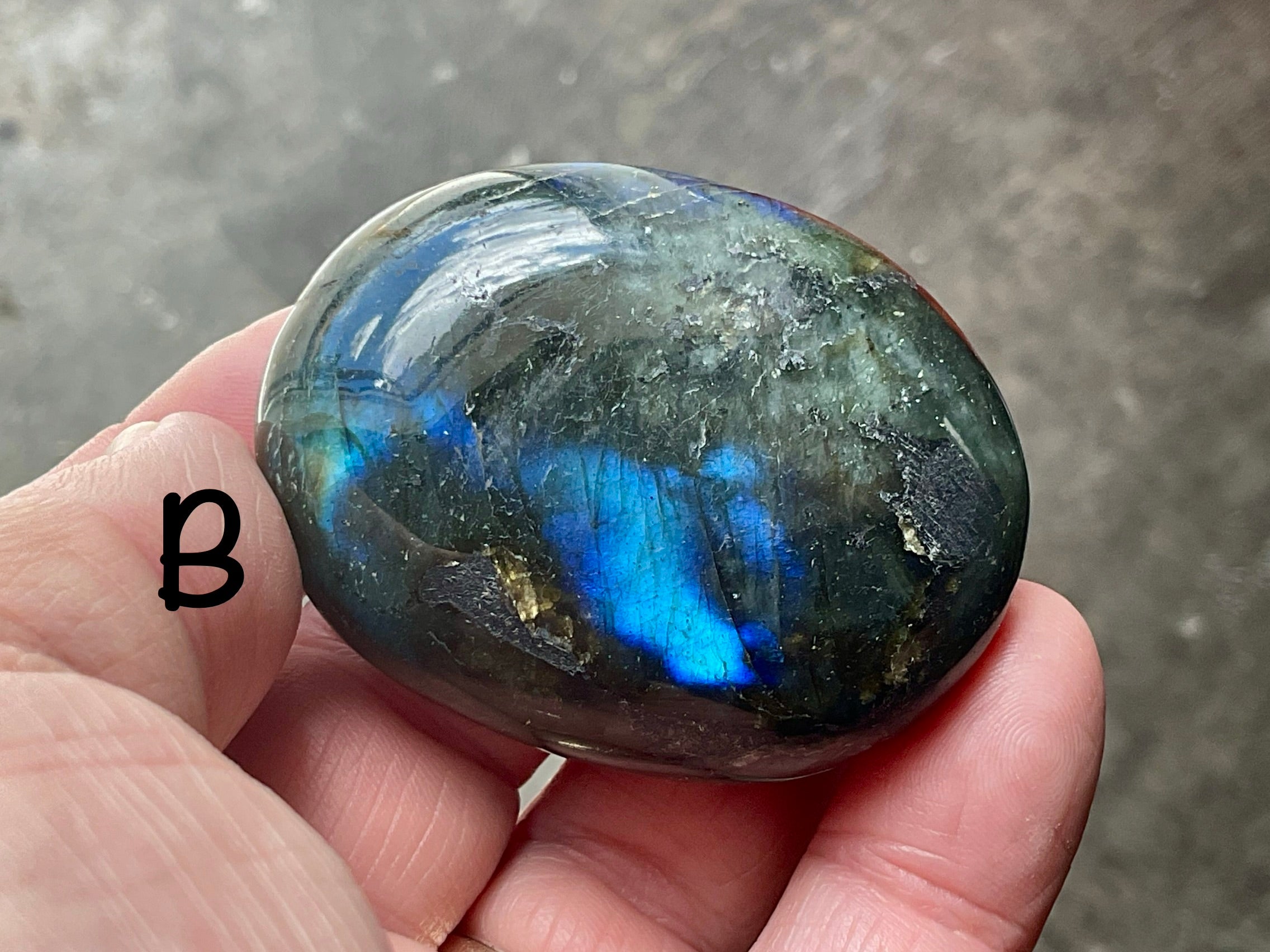 Labradorite Palmstone Group 6