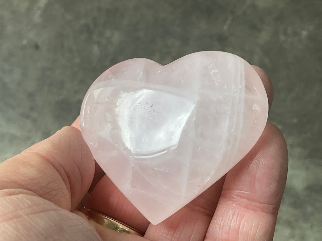 86g Rose Quartz Heart 2B