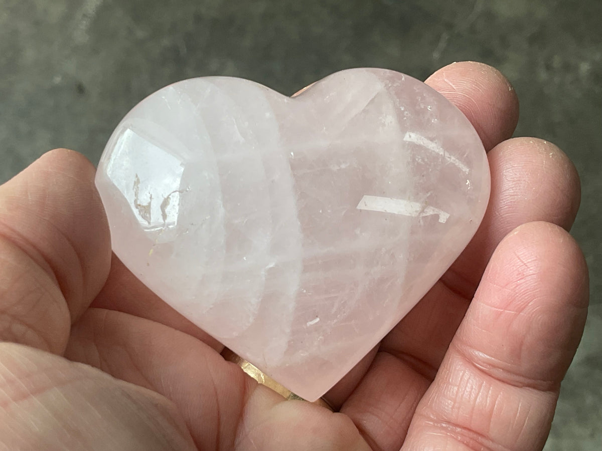 86g Rose Quartz Heart 2B