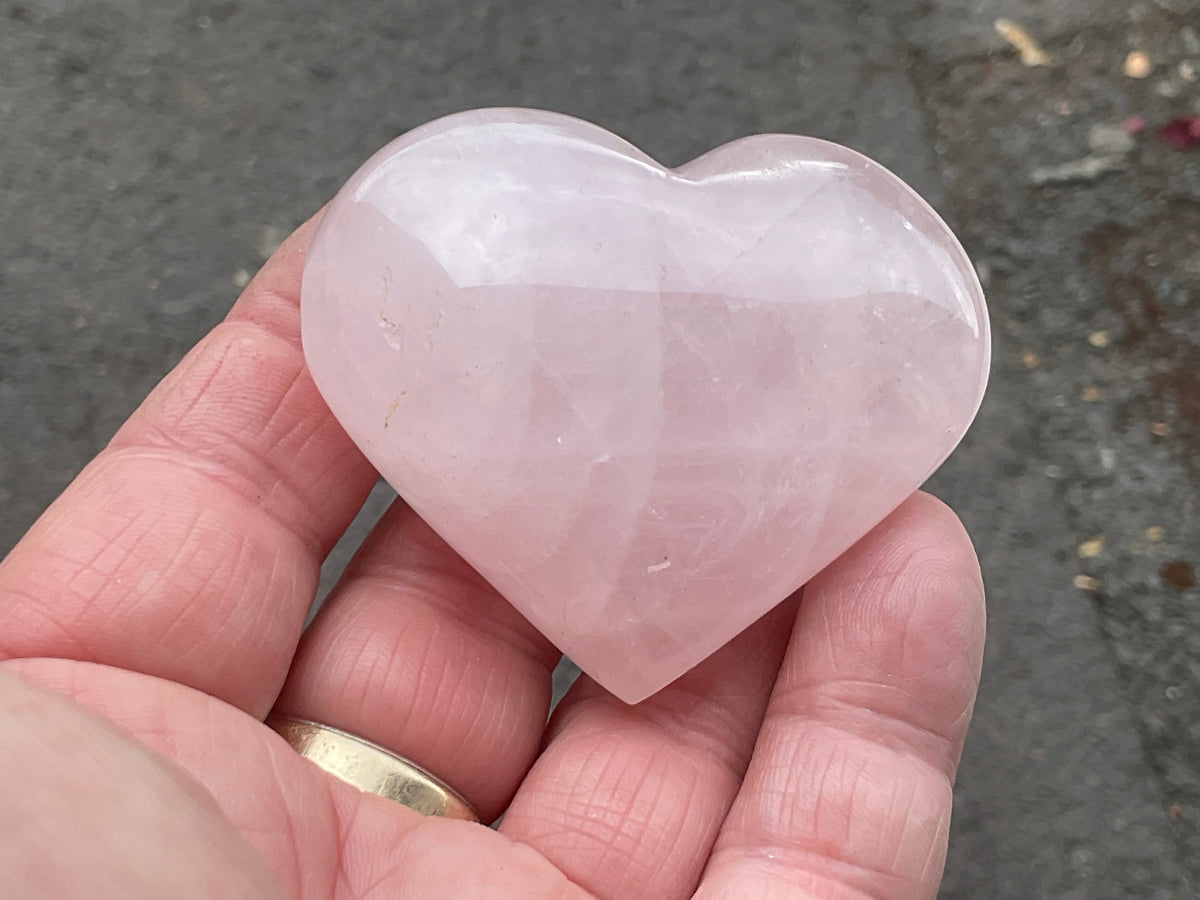 86g Rose Quartz Heart 2B