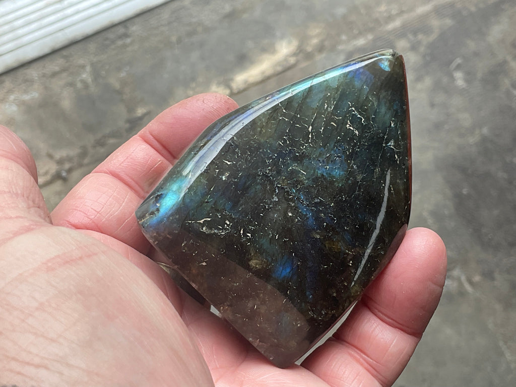 225g Labradorite Palmstone 2B