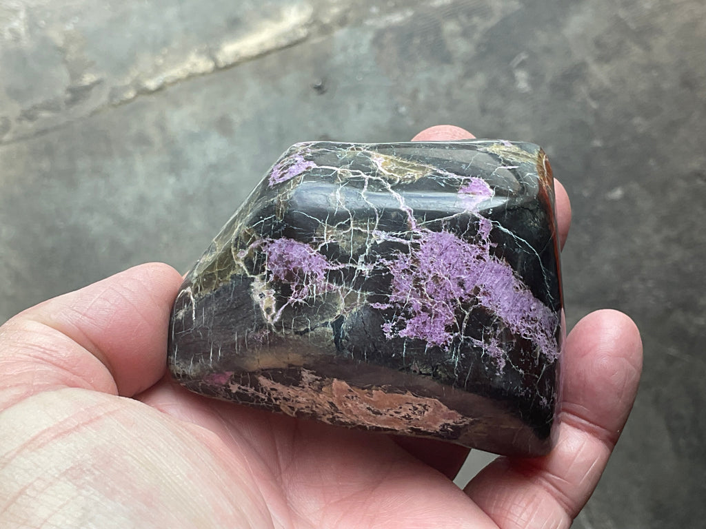 210g Stichtite in Serpentine (Atlantisite) Freeform A