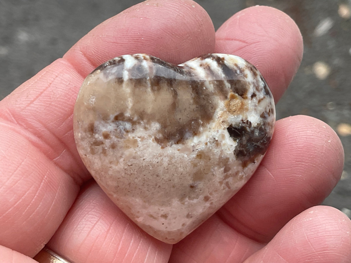 16g Small Chocolate Calcite Heart A4