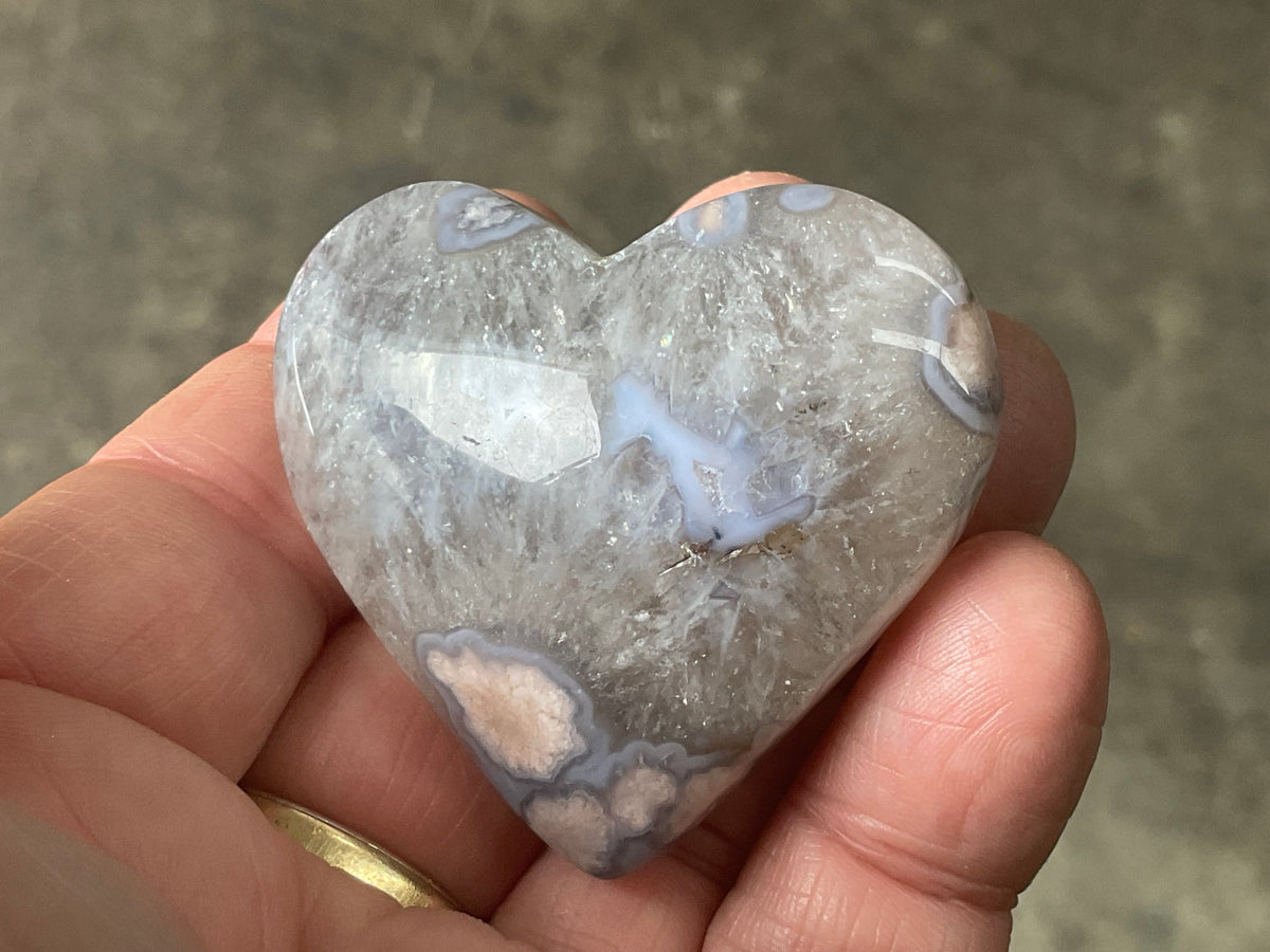 62g Flower Agate Heart