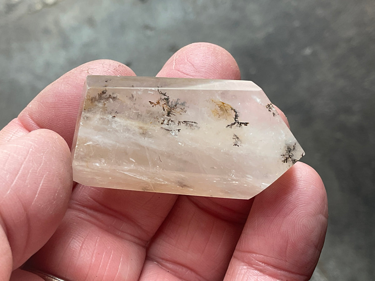 24g Manganese Dendritic Quartz 1B
